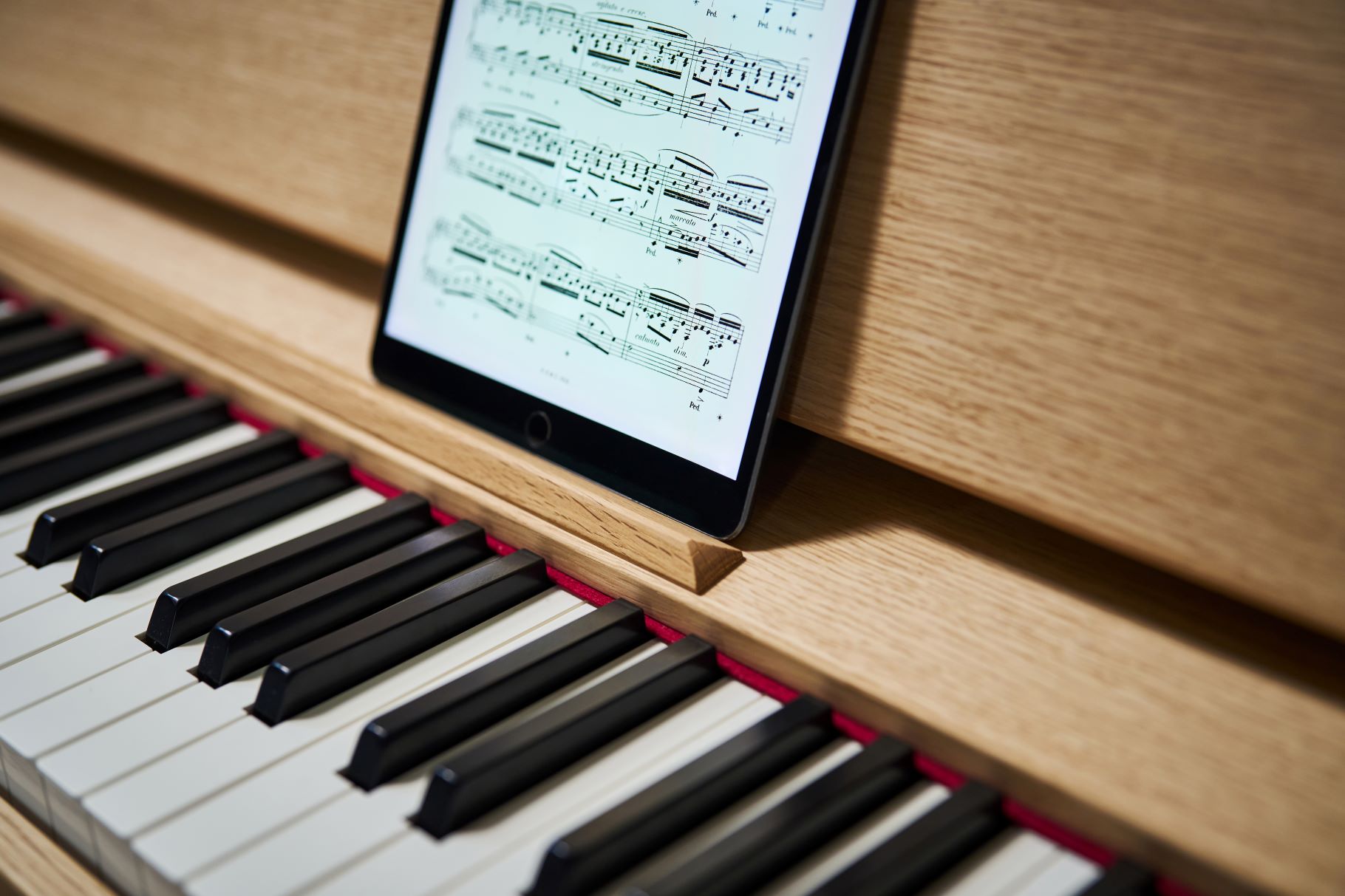 KIYOLA - extend the KIYOLA experience using a smartphone or tablet